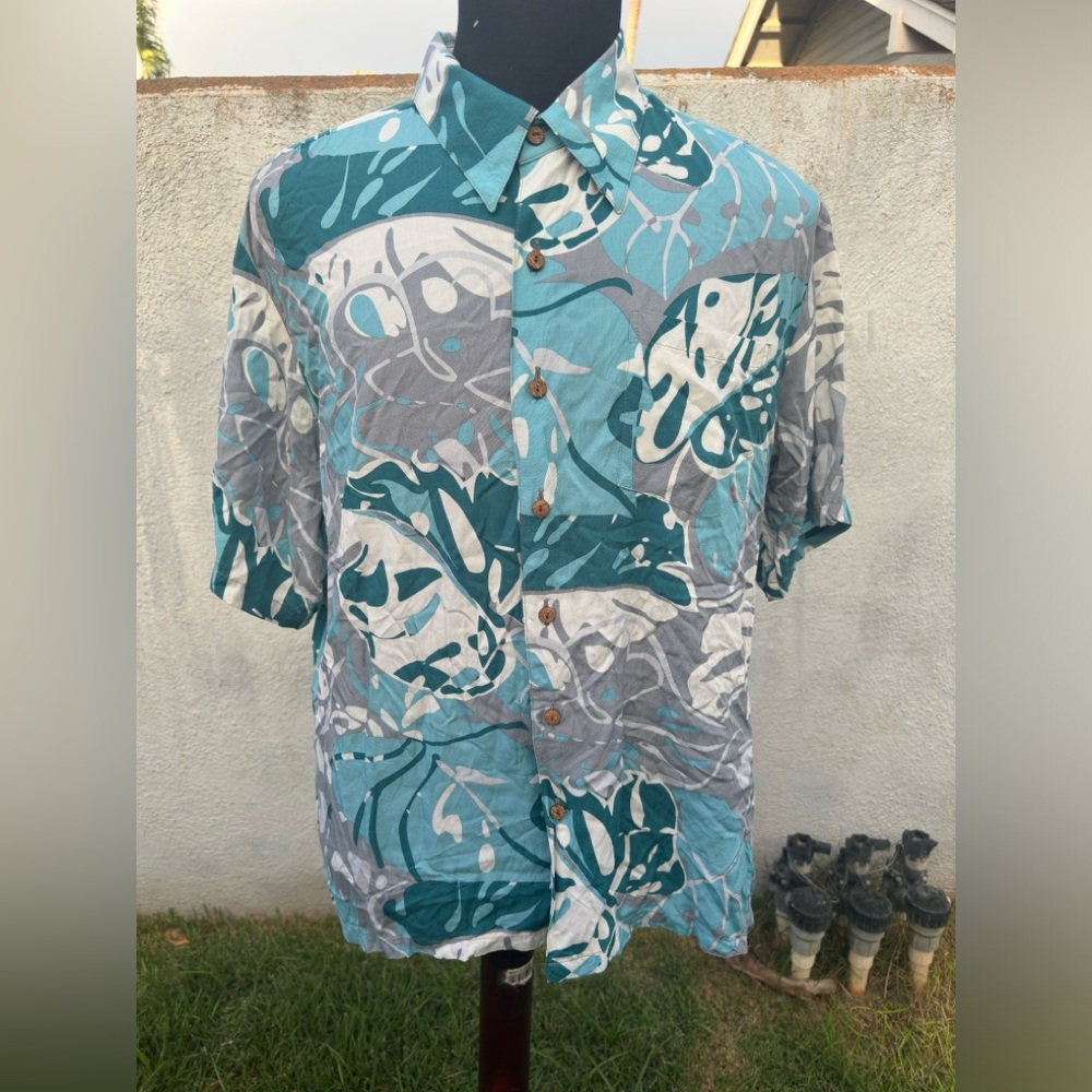 PreOwned Kai Clothing Multicolored Button Down Hawaiian Shirt Men's Large